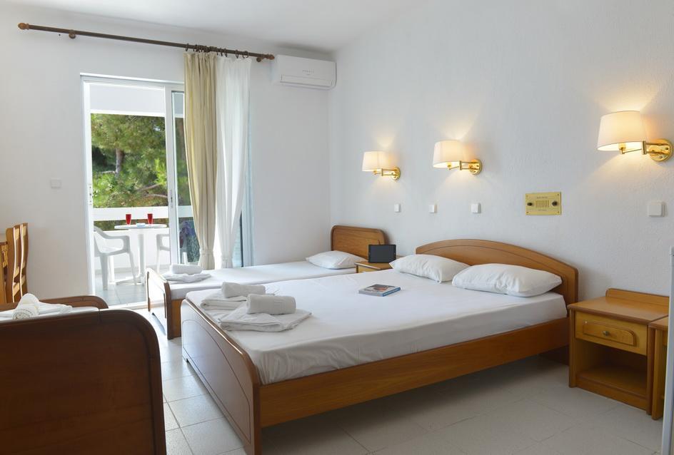 Hotel Proteas Ormos Prinou  Bagian luar foto